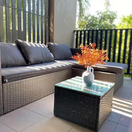 Number 1 In Norman Park Spacious 2 Bed Apartment Brisbane