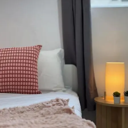 17b Willow In Sunnybank *