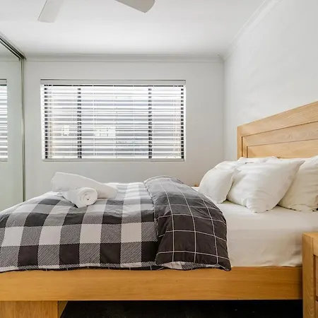 Value With View Sleeps 7 Brisbane