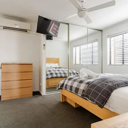 Value With View Sleeps 7