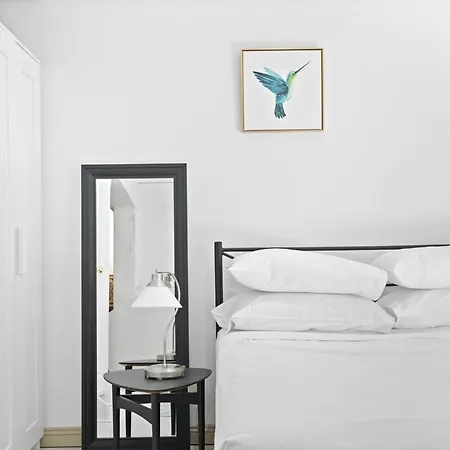20a Ashgrove - Movie Brisbane