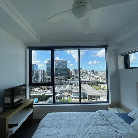 Apartment The Centre Of Brisbanes Nightlife!