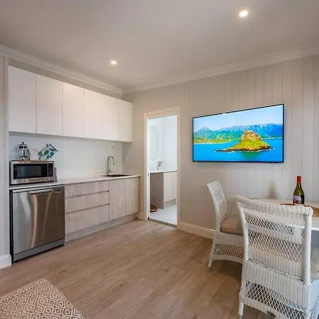 Oasis On Esplanade Apartment *