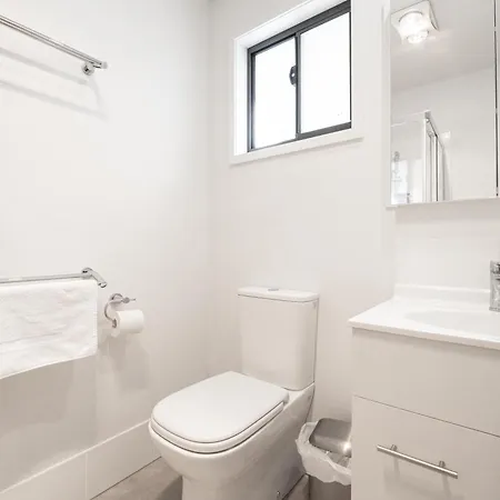 Cozy 1 Bed 1 Bath Tiny Near Cbd - C195 Apartment *