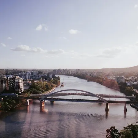 Riverview One-bedroom Cbd Brisbane