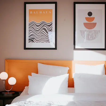 Riverview One-bedroom Cbd *