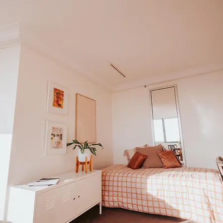 Riverview One-bedroom Cbd