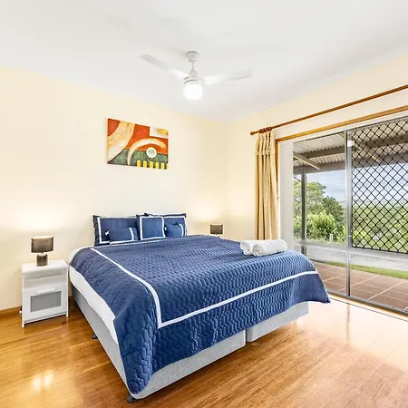 Spacious Land Area 5bedroom At Sunnybank New Ac Brisbane