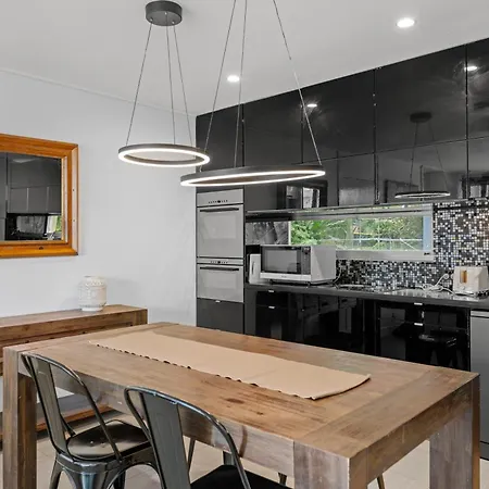 Castlebar Residences Kangaroo Point *