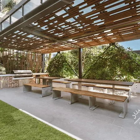 Private Bedroom & Bathroom In An Amazing Shared * Brisbane