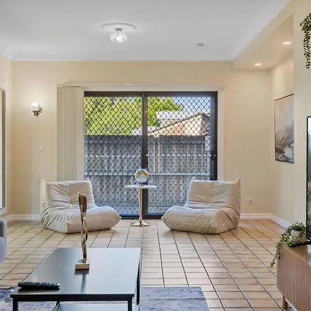 Holiday home Affordable Convenient 4beds With Ducted Ac Brisbane