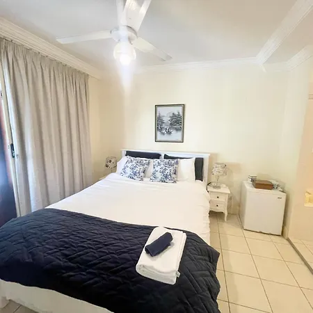 Guest house Kent Street Retreat Brisbane