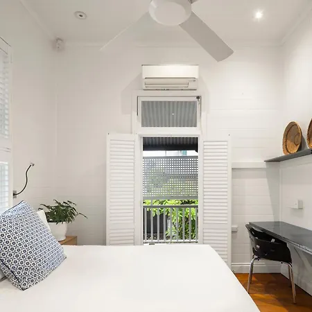 Apartment Inner Haven Enviro-luxury - With Free Parking Brisbane
