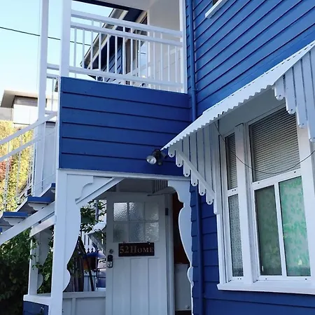 Hostel Five 2 Backpacker Brisbane