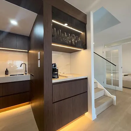 Luxury 3br- Skyhome Penthouse- Free Parking * Brisbane