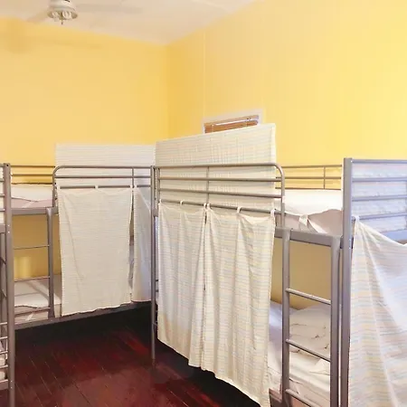 Hostel Five 2 Backpacker
