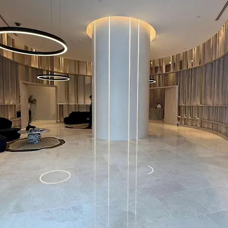 Apartment 2b2b Retreat Land In Queens Wharf