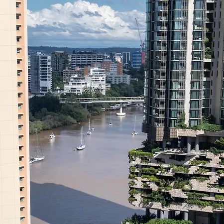 1bed 1bath With Story Bridge And River Views, Parking, And Private Balcony M7 * Brisbane