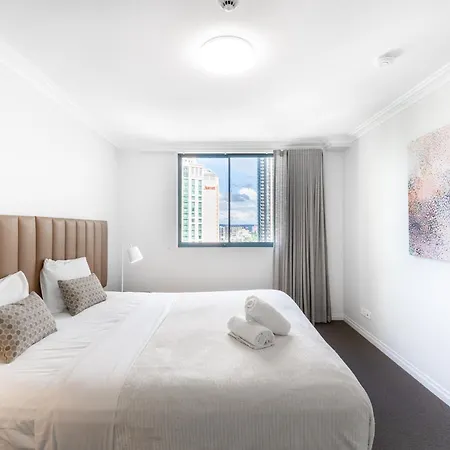 Apartment 1bed 1bath With Story Bridge And River Views, Parking, And Private Balcony M7 *