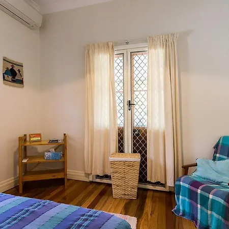 Bardon Oasis-whole House & Great Deck To Yourself Brisbane