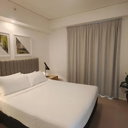 Bowen Hills Spacious 3beds 1bth Free Parking Apartment *