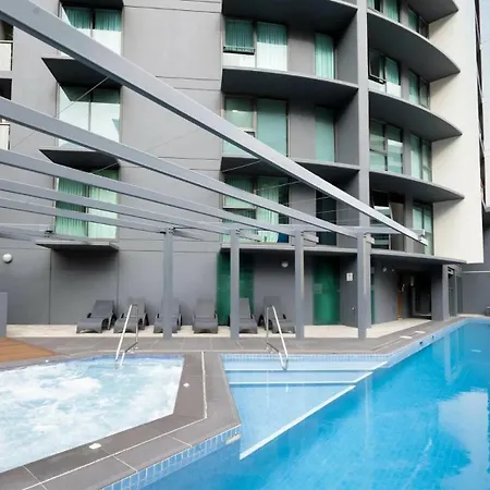 Apartment Luxury Cbd 2b2b Balcony Views Free Parking *