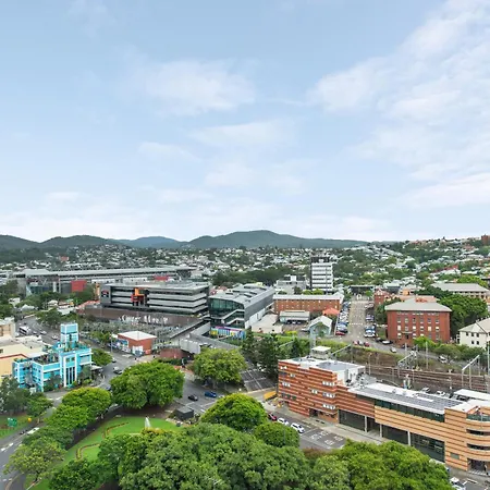 Good Value 2br Near Stadium & River With Wifi * Brisbane
