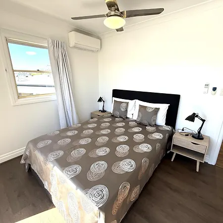 Hampton Court Aparthotel Brisbane