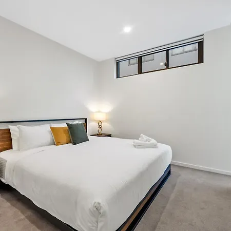 Apartment Million Dollar Views With King Bed, Pool, Gym, Wifi