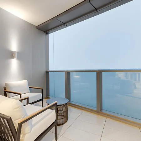 Apartment Modern - 1 Bedroom In Queen's Wharf Walk To Casino *