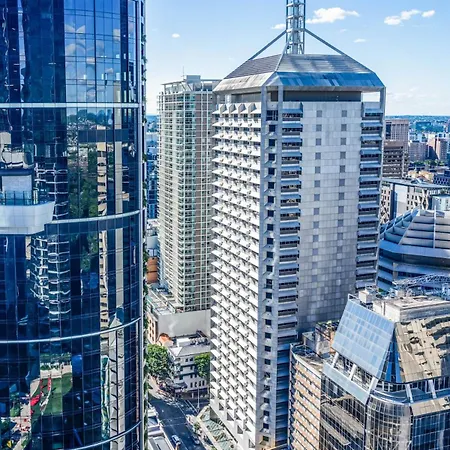 Apartment Velvet Dusk - Lv 29 Above The New Star Casino In Bne's New Land Building, Free Carpark Available For Long Bookings *