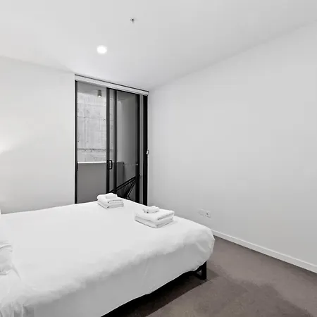 Stylish With King Bed, Gym, Pool Brisbane