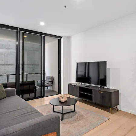 Stylish With King Bed, Gym, Pool * Brisbane
