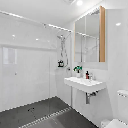 Stylish With King Bed, Gym, Pool Apartment Brisbane