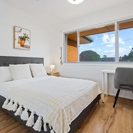 1mins To Pinelands Plaza 4br Chic Family Retreat *