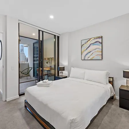 South Bank With Views, Study & Park Apartment *