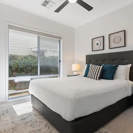 Holiday home Large Family With Pool & Brisbane