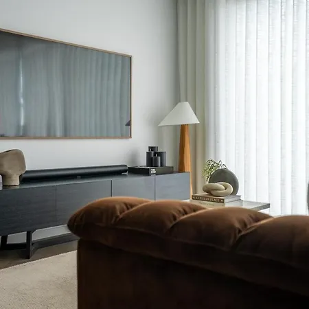 3br Penthouse Pvt Hot Tub Apartment *