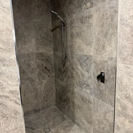 3br Penthouse Pvt Hot Tub Brisbane