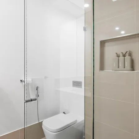 Modern Luxury Riverfront Sanctuary * Brisbane