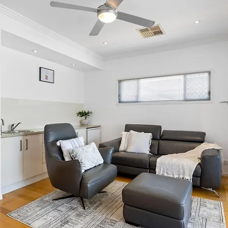 Modern Luxury Riverfront Sanctuary Holiday home Brisbane
