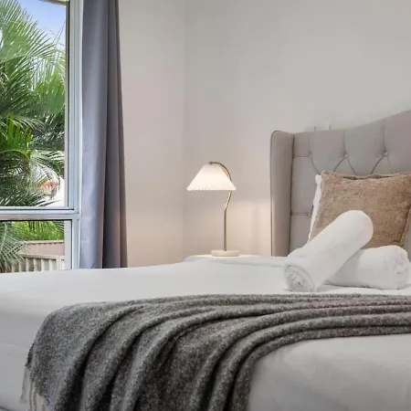 Peaceful And Convenient 4br Family Modern Retreat Holiday home Brisbane