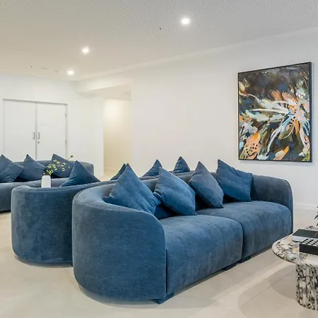 Resort-style Cbd 1-bedroom Walk To Everything Apartment Brisbane