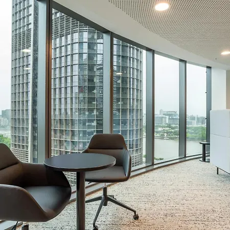 Resort-style Cbd 1-bedroom Walk To Everything Apartment Brisbane