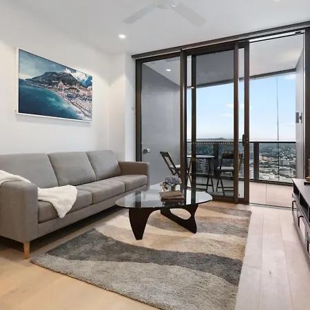 Luxurious 2br W River View * Brisbane