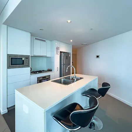 Stunning 1br Skytower Retreat In Cbd's Heart C2 * Brisbane