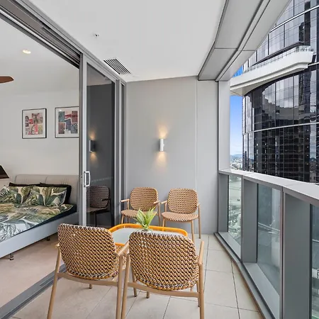 Apartment Queen's Wharf
