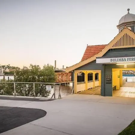 Cosy In Bulimba
