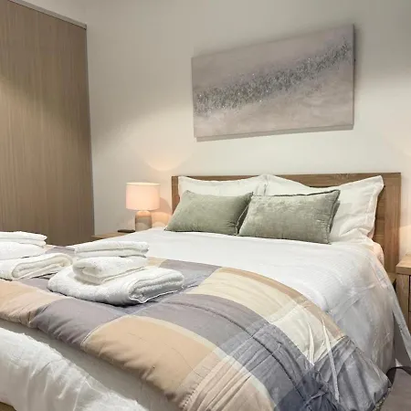 Apartment Cbd Queen Wharf With Views Pool And Gym *