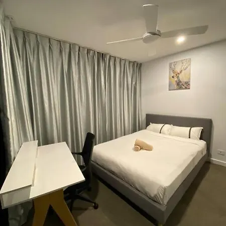 Apartment 2b With Amazing Night Light Views Free Parking C19 *